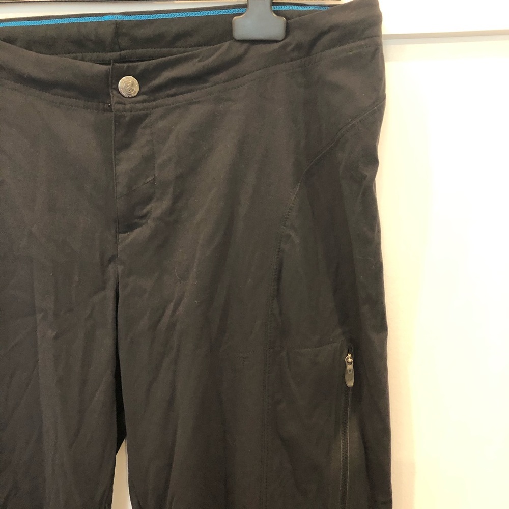 EUC Columbia Omni Shield lightweight pants